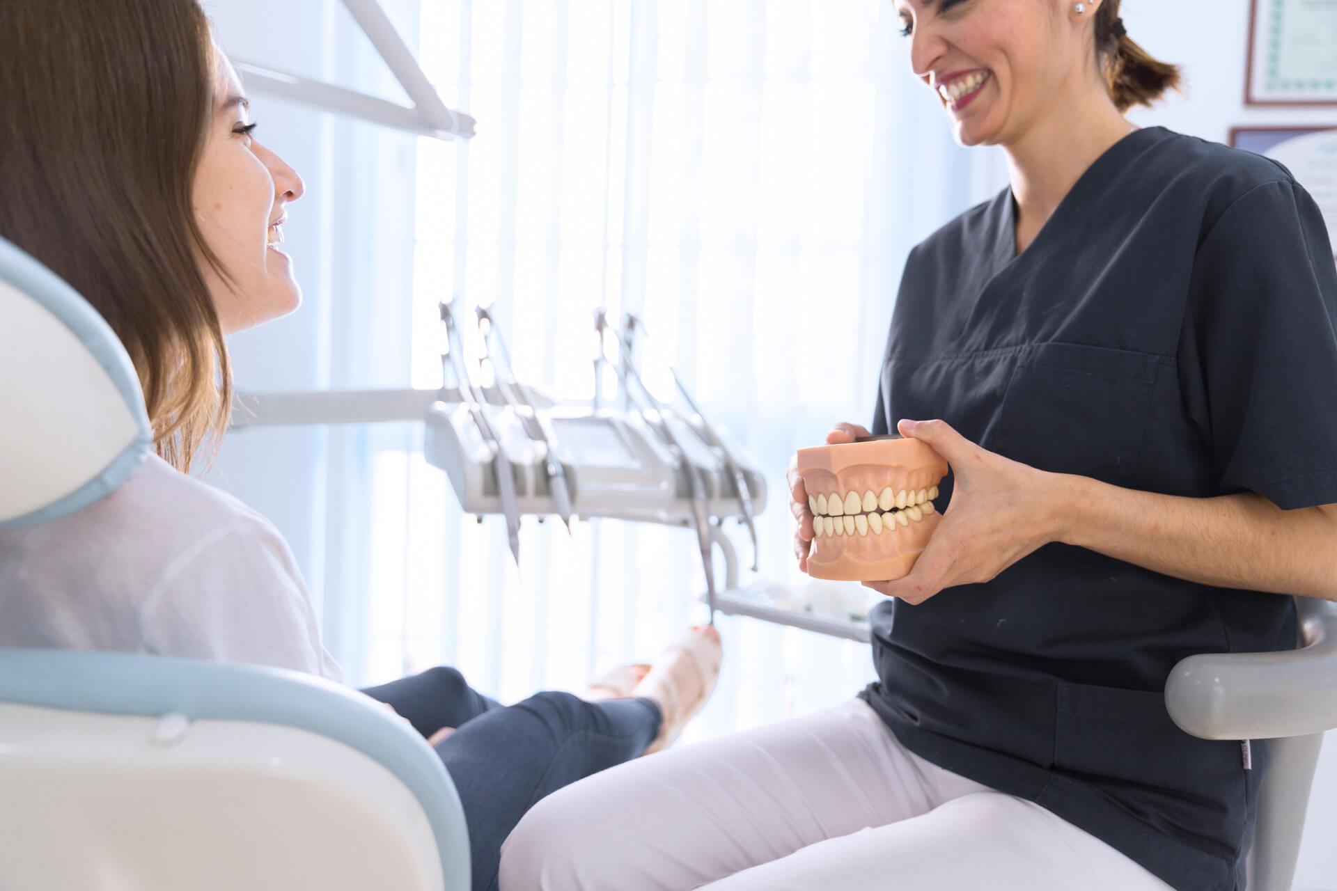 Dental crown – Smile and Shine Dental Clinic Bangkok